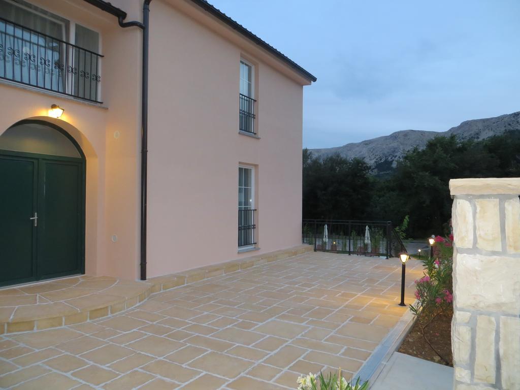 באסקה Residence Mediterraneo מראה חיצוני תמונה