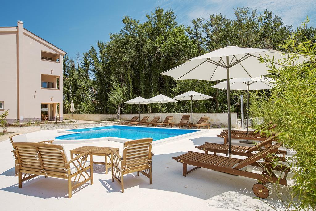 באסקה Residence Mediterraneo מראה חיצוני תמונה