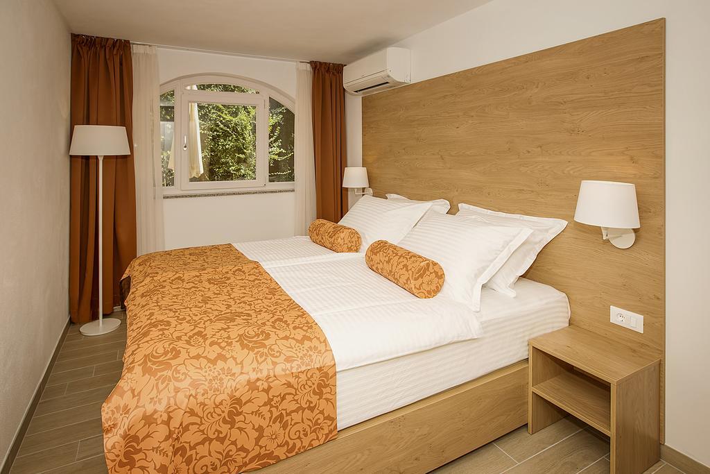 באסקה Residence Mediterraneo מראה חיצוני תמונה