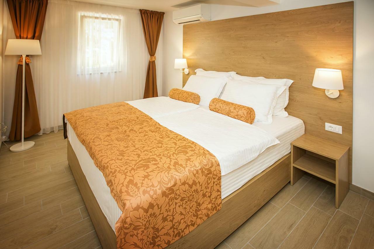 באסקה Residence Mediterraneo מראה חיצוני תמונה